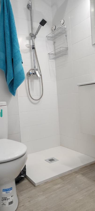 Acogedor Estudio En La Playa, Con Vistas Al Mar, Y Piscina Comunitaria سانت سالفادور المظهر الخارجي الصورة